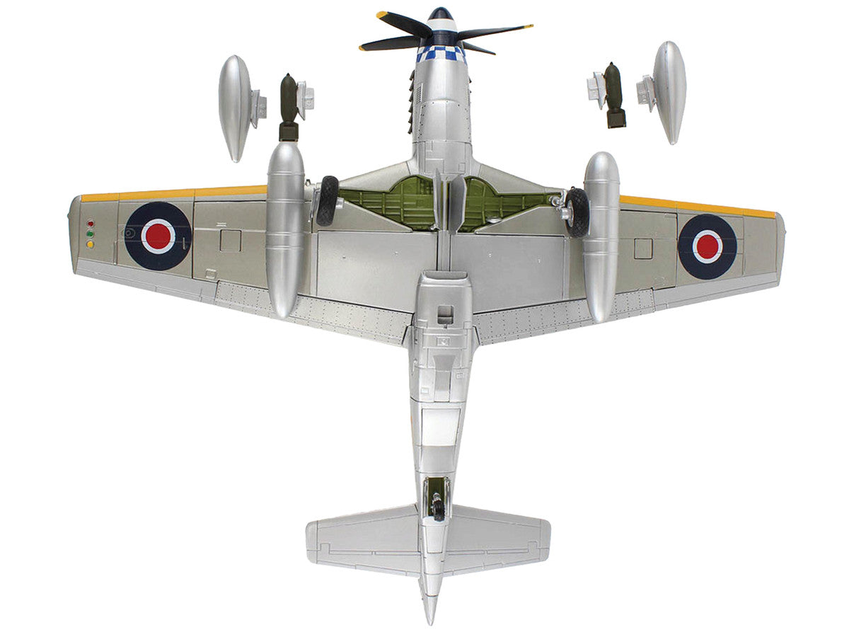 North American Mustang Mk.IV Fighter Aircraft "Flight Lieutenant Arthur S. 'Joe' Doley 19th Squadron" (1945) British Royal Air Force "Air Power Series" 1/48 Diecast Model by Hobby Master LuxuryLifeWay Online Store