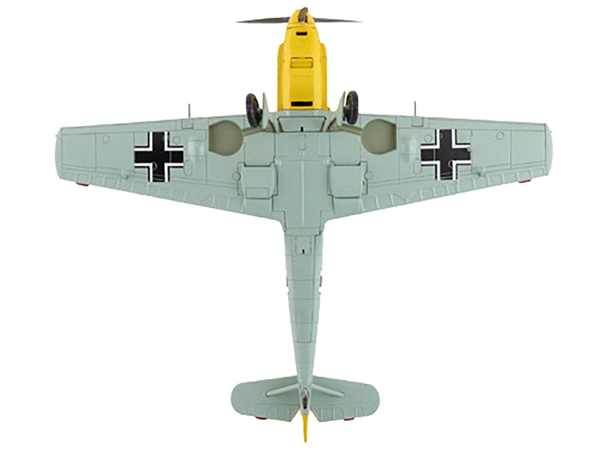 Messerschmitt Bf 109E-3 Fighter Aircraft "White 4 Unteroffizier Horst Perez 4/JG 26" (1940) German Luftwaffe "Air Power Series" 1/48 Diecast Model by Hobby Master LuxuryLifeWay Online Store