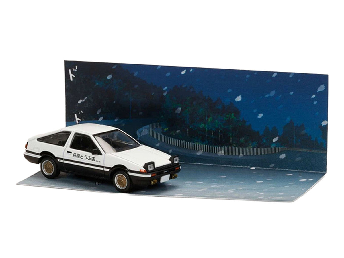 Toyota Sprinter Trueno (AE86) RHD (Right Hand Drive) White with Black Stripes "Takumi Fujiwara & Natsuki Mogi - Initial D" (1995-2013) Manga "Diorama Set Series" 1/64 Diecast Model Car by Hobby Japan LuxuryLifeWay Online Store