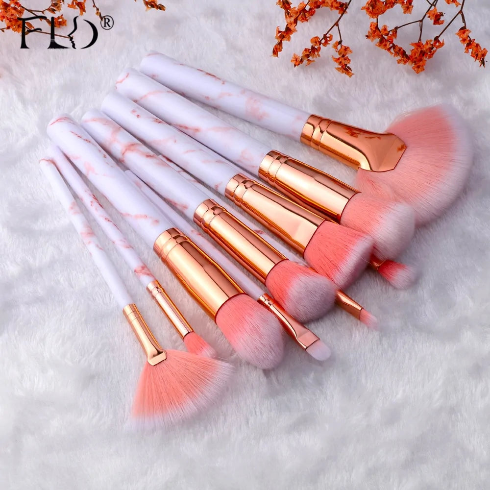 Multifunctional Makeup Brush