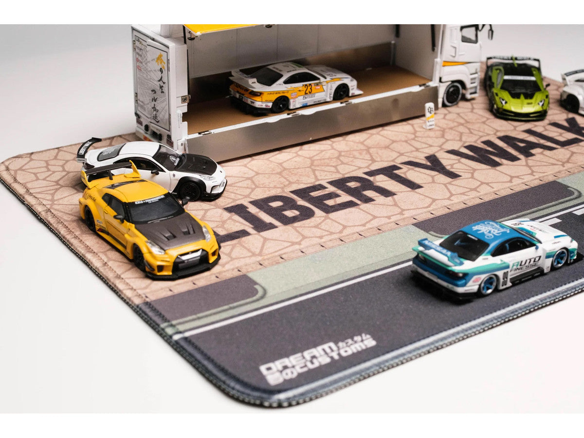 Desktop Display Mat "Liberty Walk" by Dream Customs LuxuryLifeWay Online Store