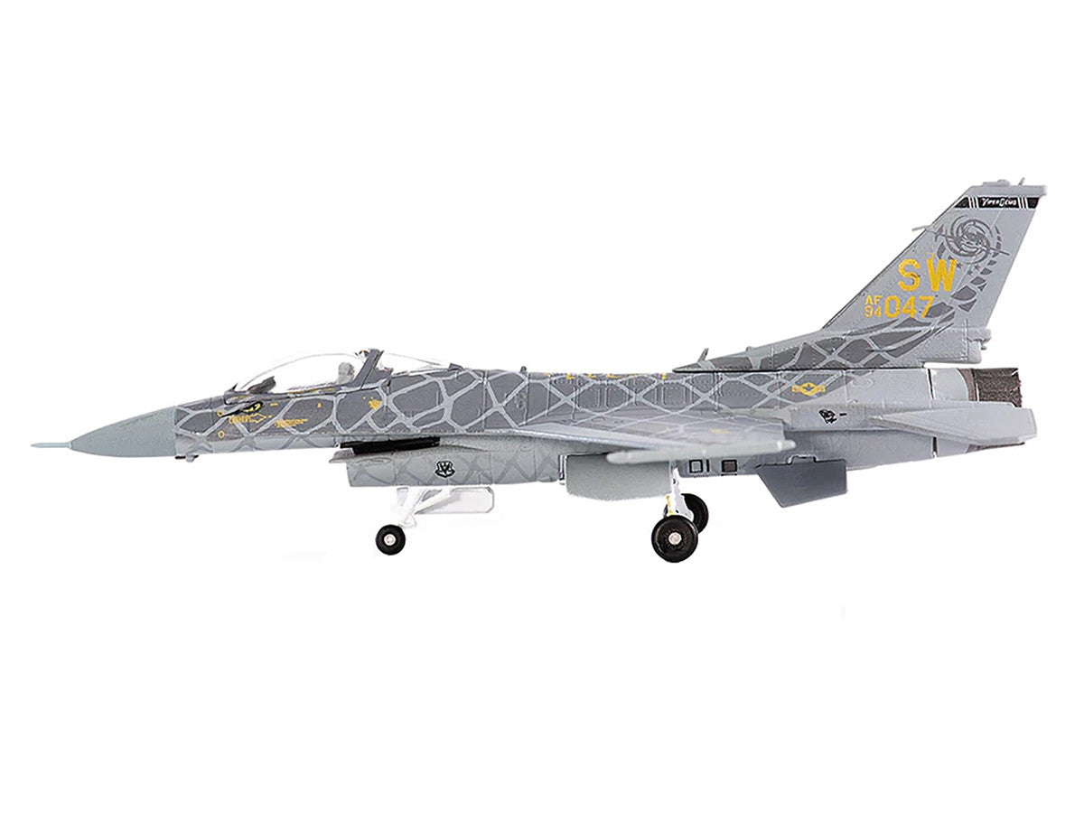 Lockheed Martin F-16C Fighting Falcon Fighter Aircraft "Viper Demo Team" (2021) United States Air Force 1/144 Diecast Model by JC Wings LuxuryLifeWay Online Store