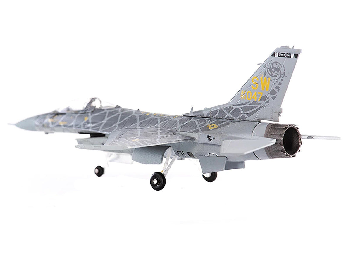 Lockheed Martin F-16C Fighting Falcon Fighter Aircraft "Viper Demo Team" (2021) United States Air Force 1/144 Diecast Model by JC Wings LuxuryLifeWay Online Store