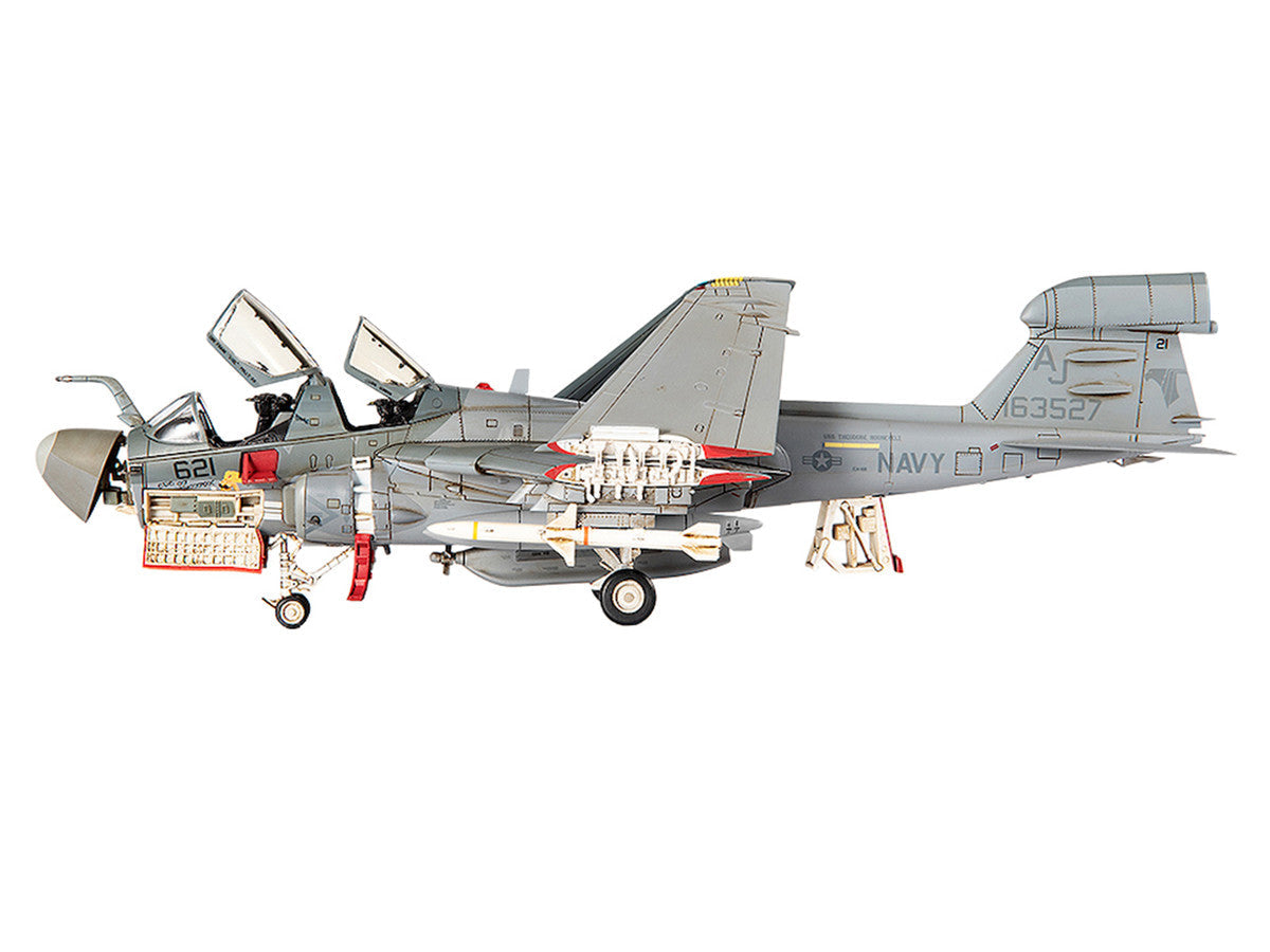 Grumman EA-6B Prowler Attack Aircraft "VAQ-141 Shadowhawks Desert Storm" (1991) United States Navy 1/72 Diecast Model by JC Wings LuxuryLifeWay Online Store