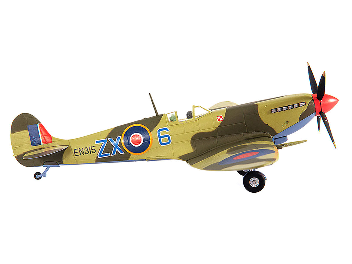 Supermarine Spitfire MK IXC Fighter Aircraft "Royal Air Force Ldr. Stanislav Skalsk Polish Combat Team North Africa" (1943) 1/72 Diecast Model by JC Wings LuxuryLifeWay Online Store