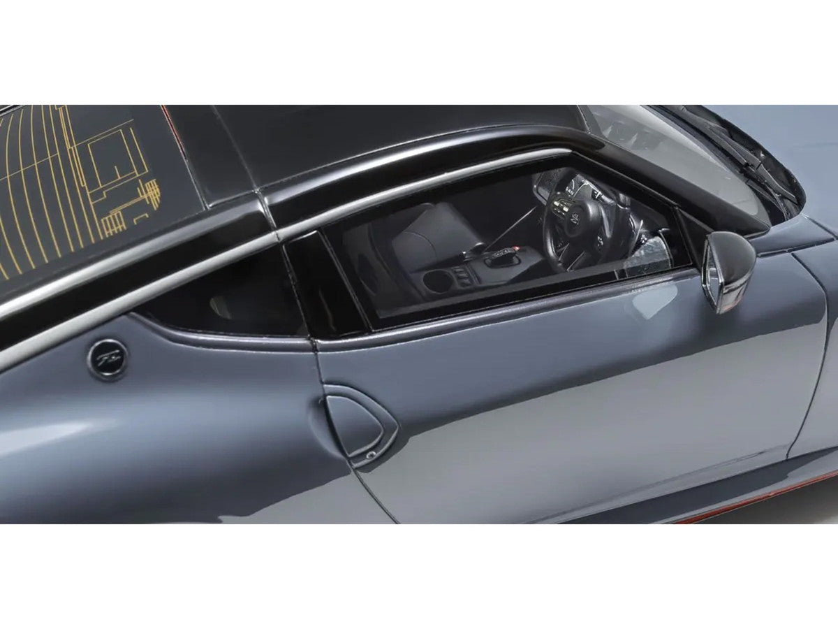 Nissan Fairlady Z NISMO RHD (Right Hand Drive) Gray with Black Top 1/18 Model Car by Kyosho LuxuryLifeWay Online Store