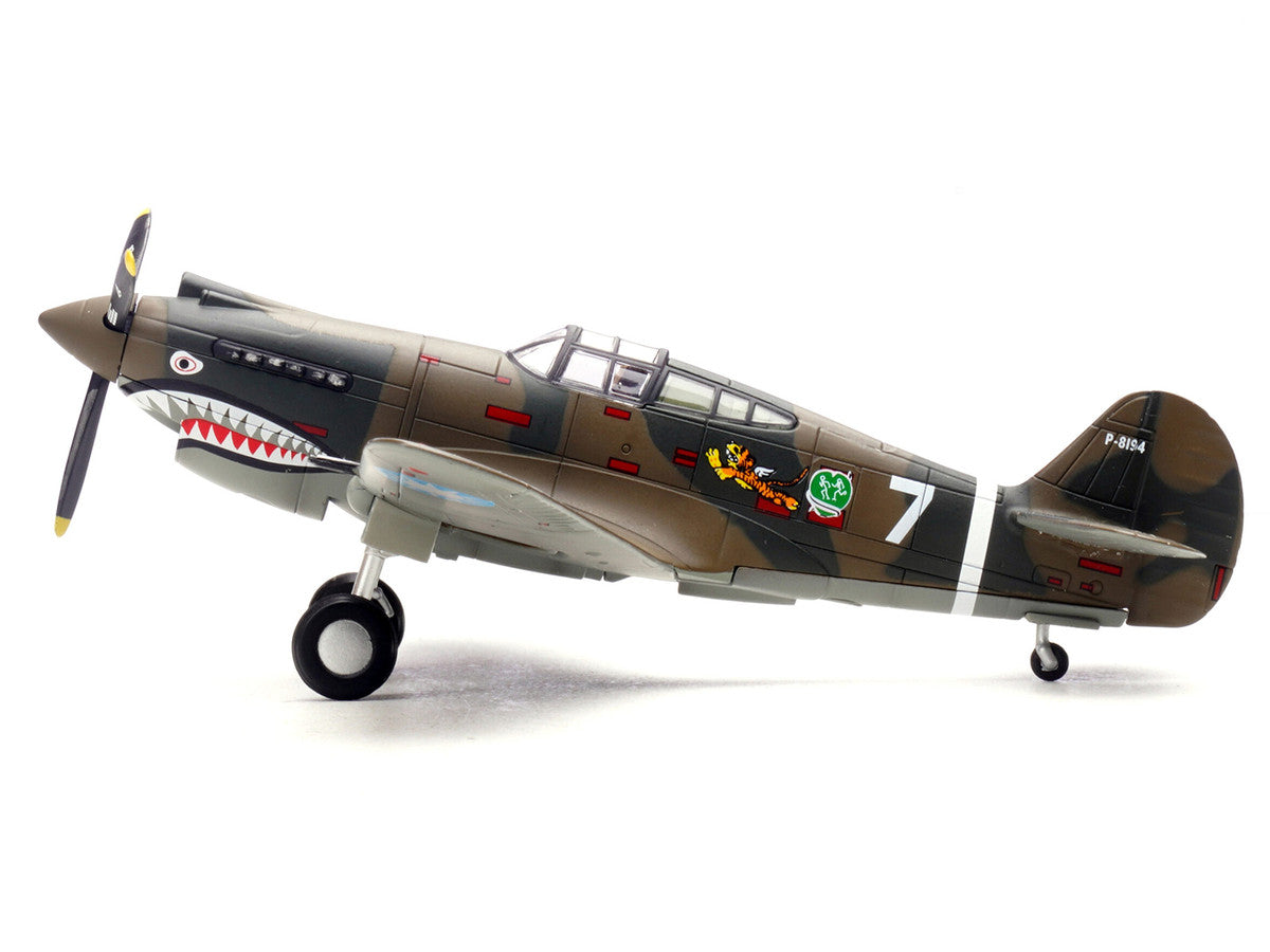 Curtiss P-40B/C Warhawk Fighter Aircraft "White 7 1st Squadron Flying Tigers Chinese Air Force" (1942) 1st American Volunteer Group 1/72 Diecast Model Airplane by Legion LuxuryLifeWay Online Store