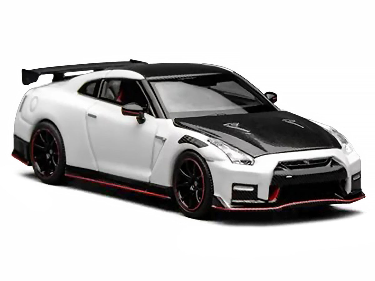 2022 Nissan GT-R Nismo (R35) RHD (Right Hand Drive) Brilliant White Pearl with Carbon Hood and Top "Senior 64" Series 1/64 Diecast Model Car by MotorHelix LuxuryLifeWay Online Store
