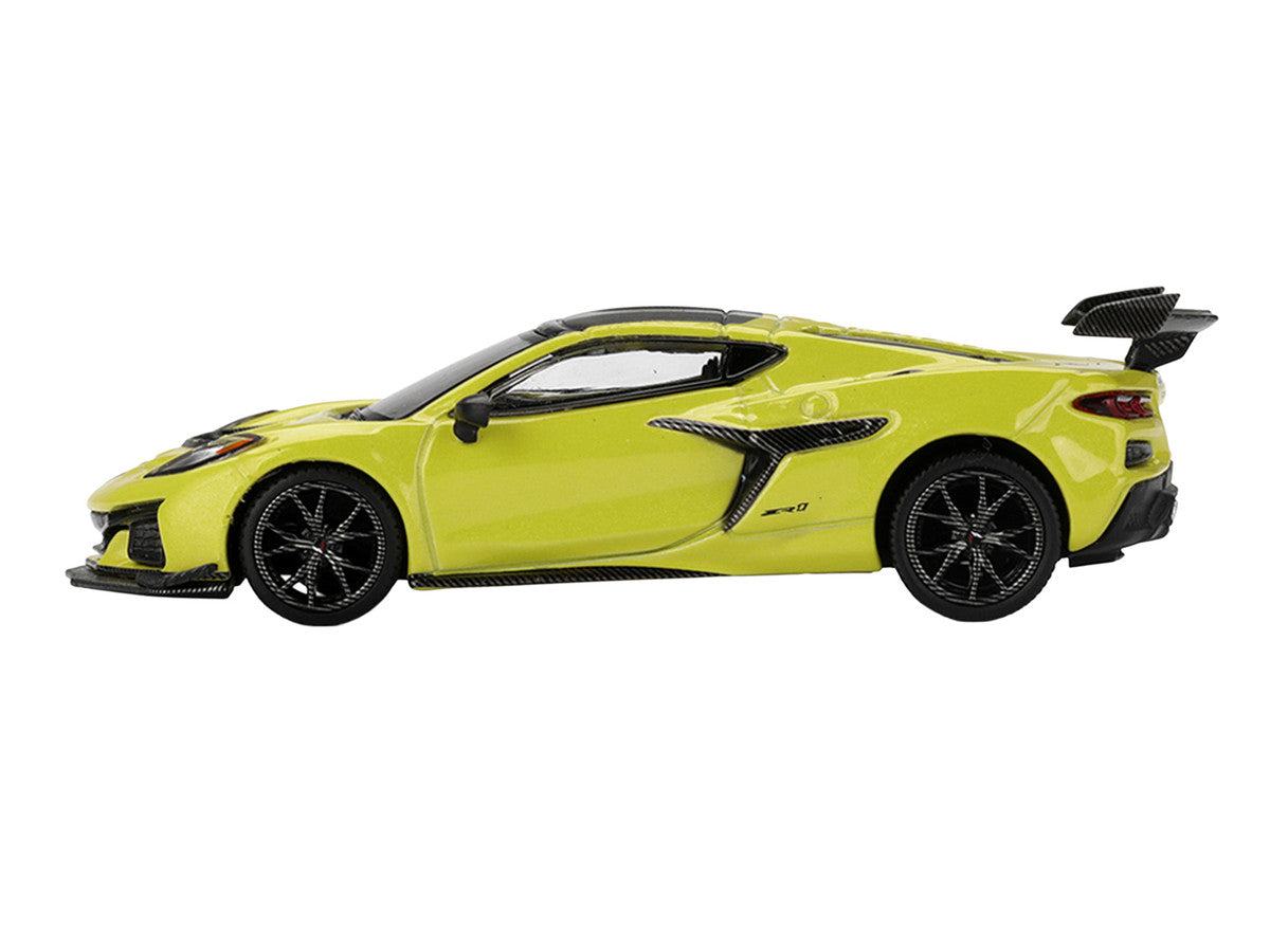 Chevrolet Corvette ZR1 Accelerate Yellow with Carbon Top Limited Edition 1/64 Diecast Model Car by Mini GT LuxuryLifeWay Online Store
