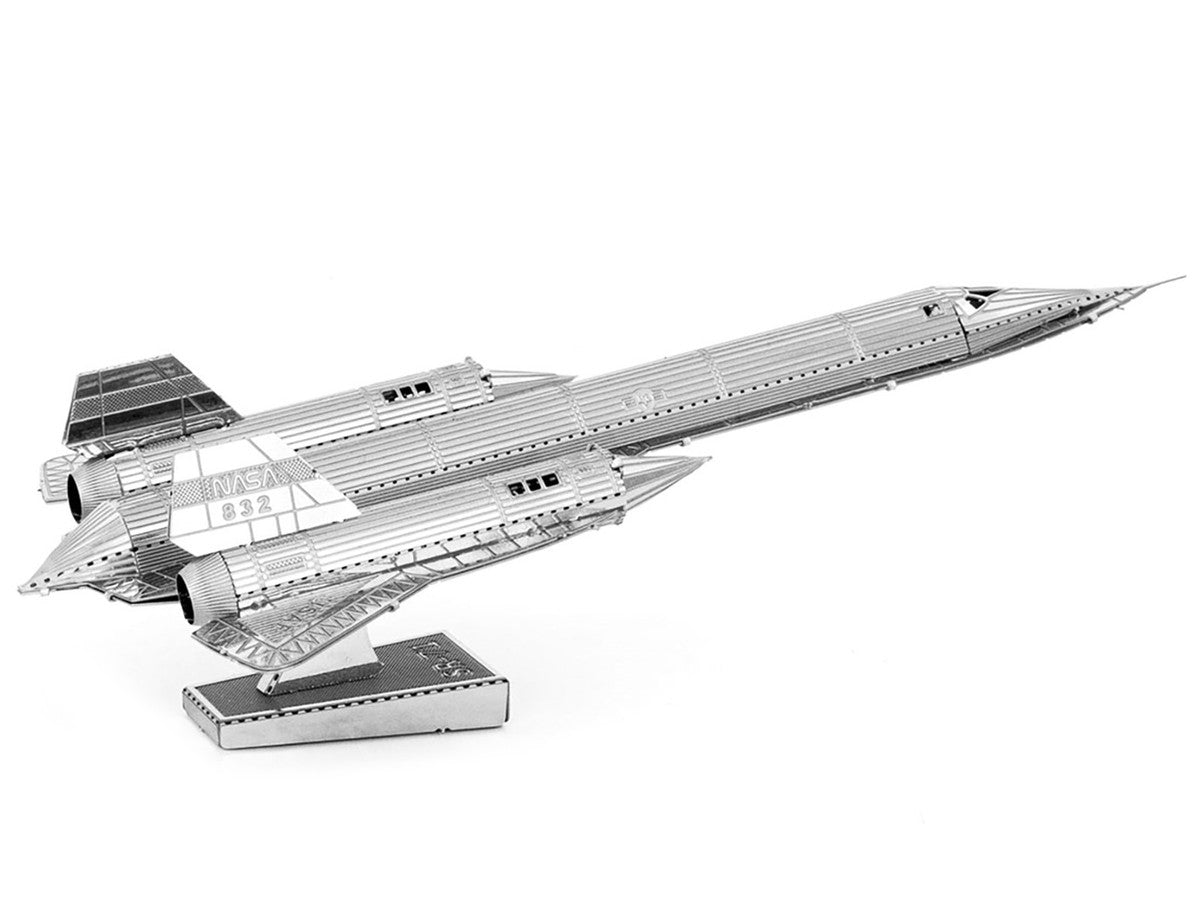Model Kit Lockheed Martin SR-71 Blackbird Aircraft (Moderate Difficulty) Steel Model by Metal Earth LuxuryLifeWay Online Store