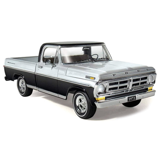 Skill 3 Model Kit 1972 Ford Sport Custom Pickup Truck 1/25 Scale Model by Moebius