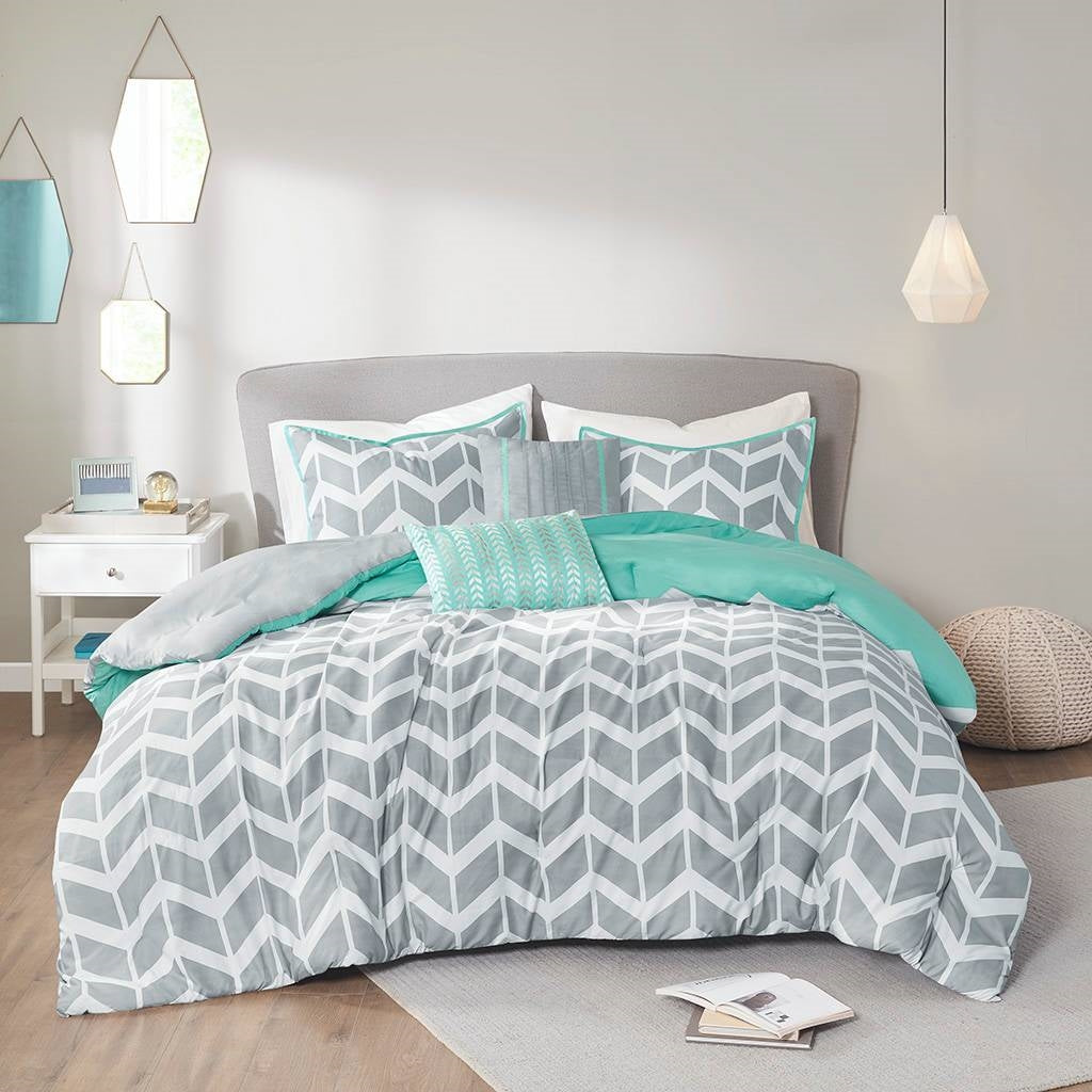 Full/Queen Reversible Comforter Set with Grey White Aqua Teal Chevron Pattern LuxuryLifeWay Online Store
