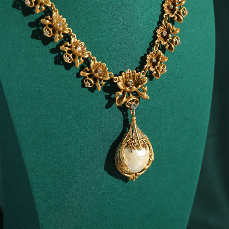 Personality Trendy Brass Baroque Pearl Necklace LadyShow.Store