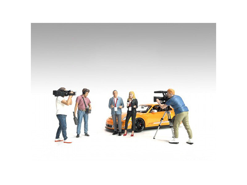 "On-Air" 6 piece Figures and Accessory Set for 1/24 Scale Models by American Diorama LuxuryLifeWay Online Store