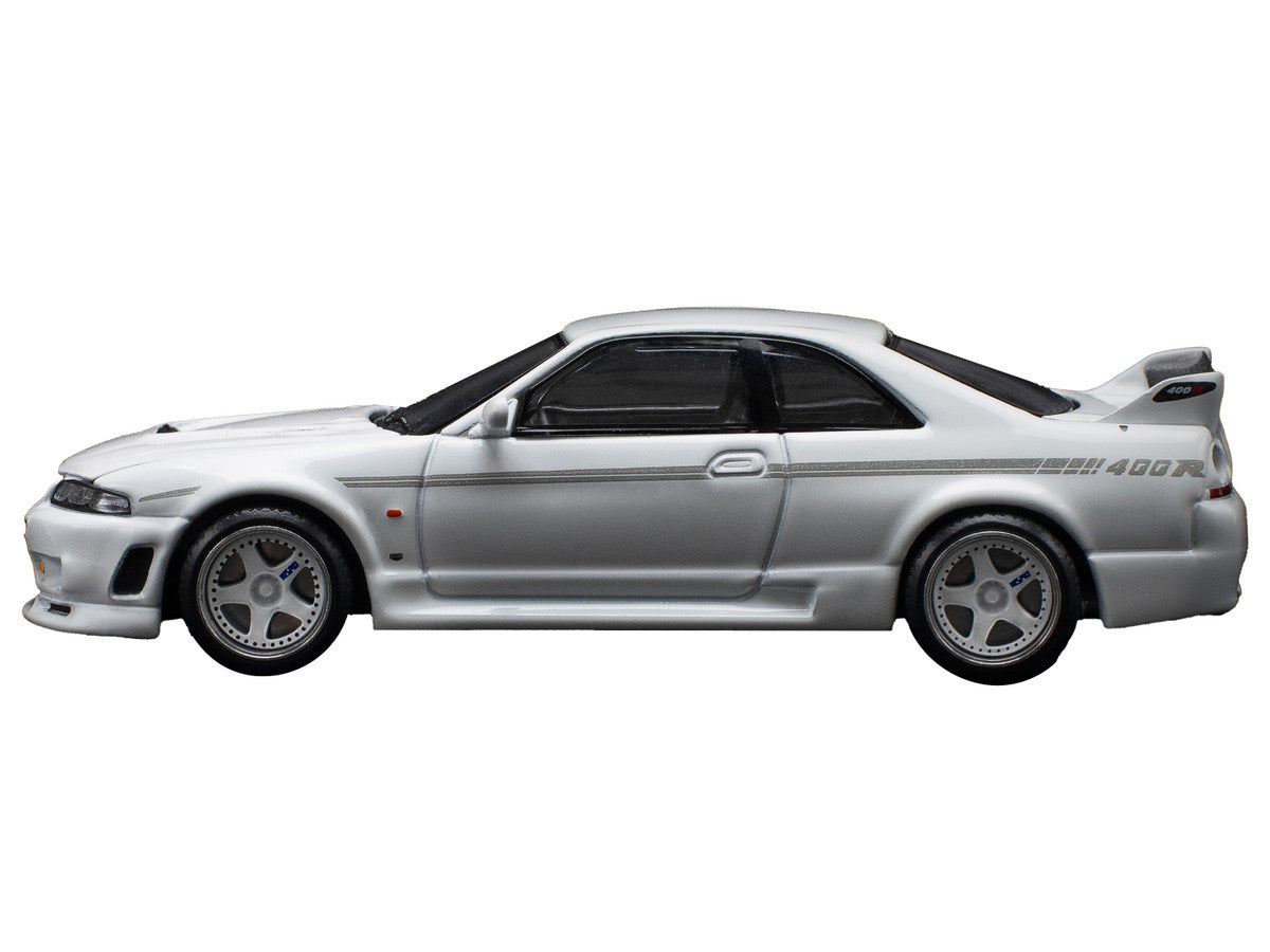 GTR Nismo 400R RHD (Right Hand Drive) White 1/64 Diecast Model Car by Pop Race LuxuryLifeWay Online Store