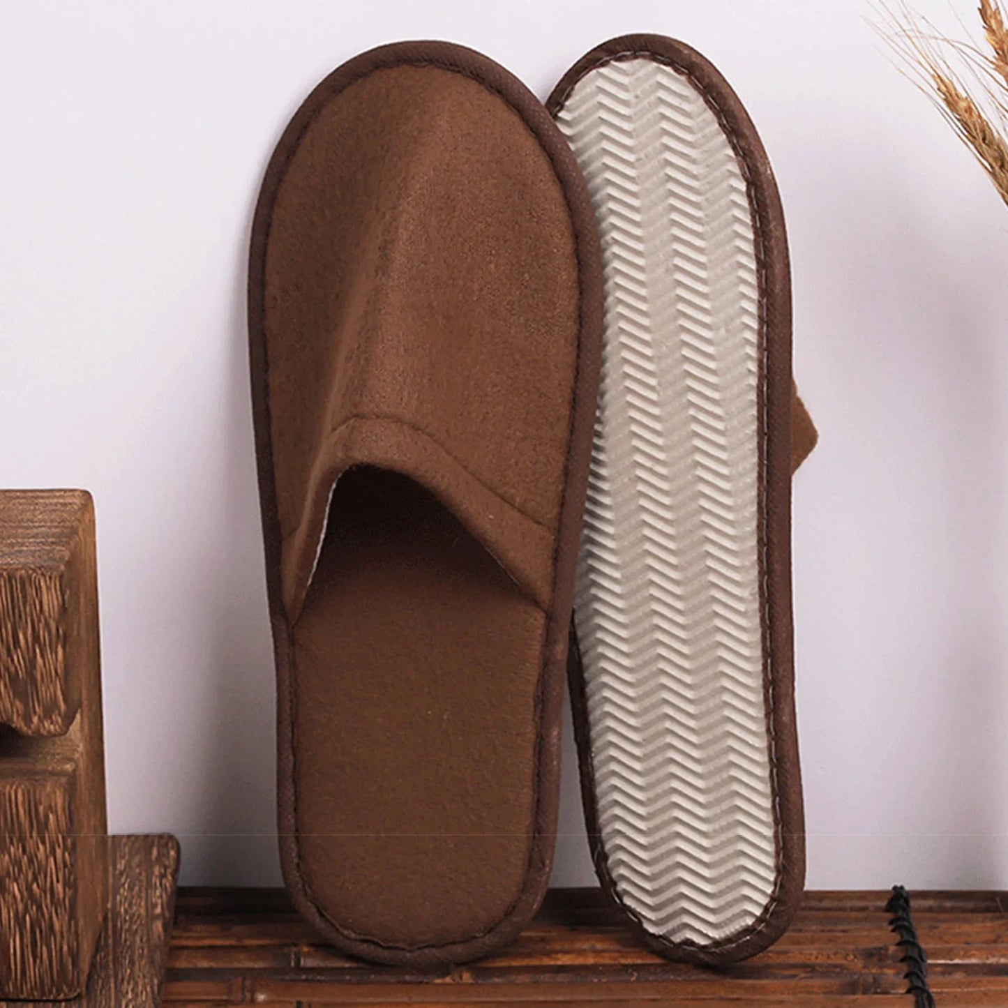 Portable Home Guest Slippers Comfortable to Wear Thickened Slippers for Home and Travel Guests Use LadyShow.Store