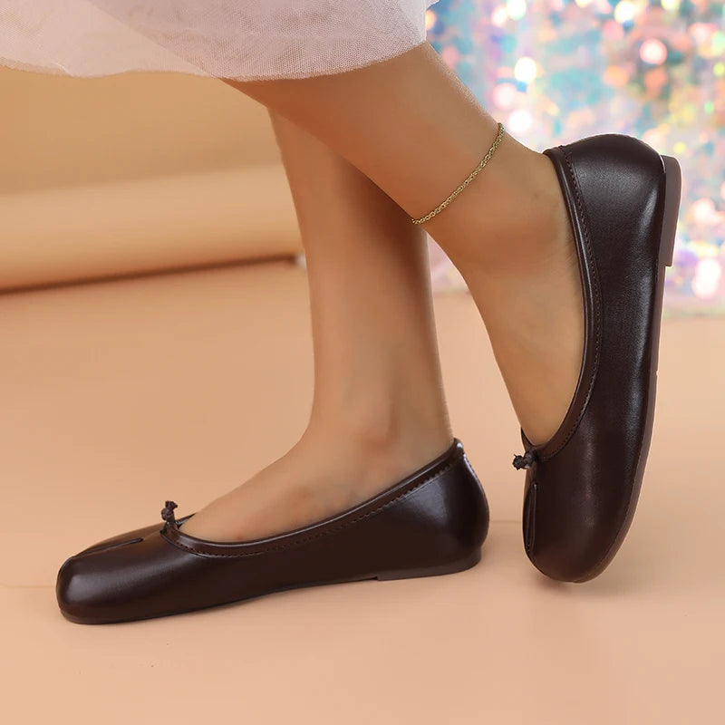 2025 Women's Leather Toe Separator Loafers Flat Comfortable Slip-On Breathable Casual Shoes Pi-Mart