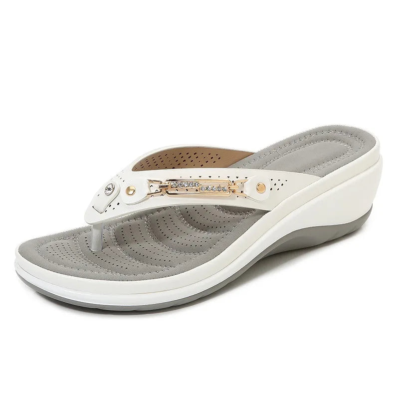 2023 Women's Slippers Summer New Fashion Metal Button Slides Shoes Wedge Beach Sandals Women Outside Platform Leisure Flip Flops Pi-Mart