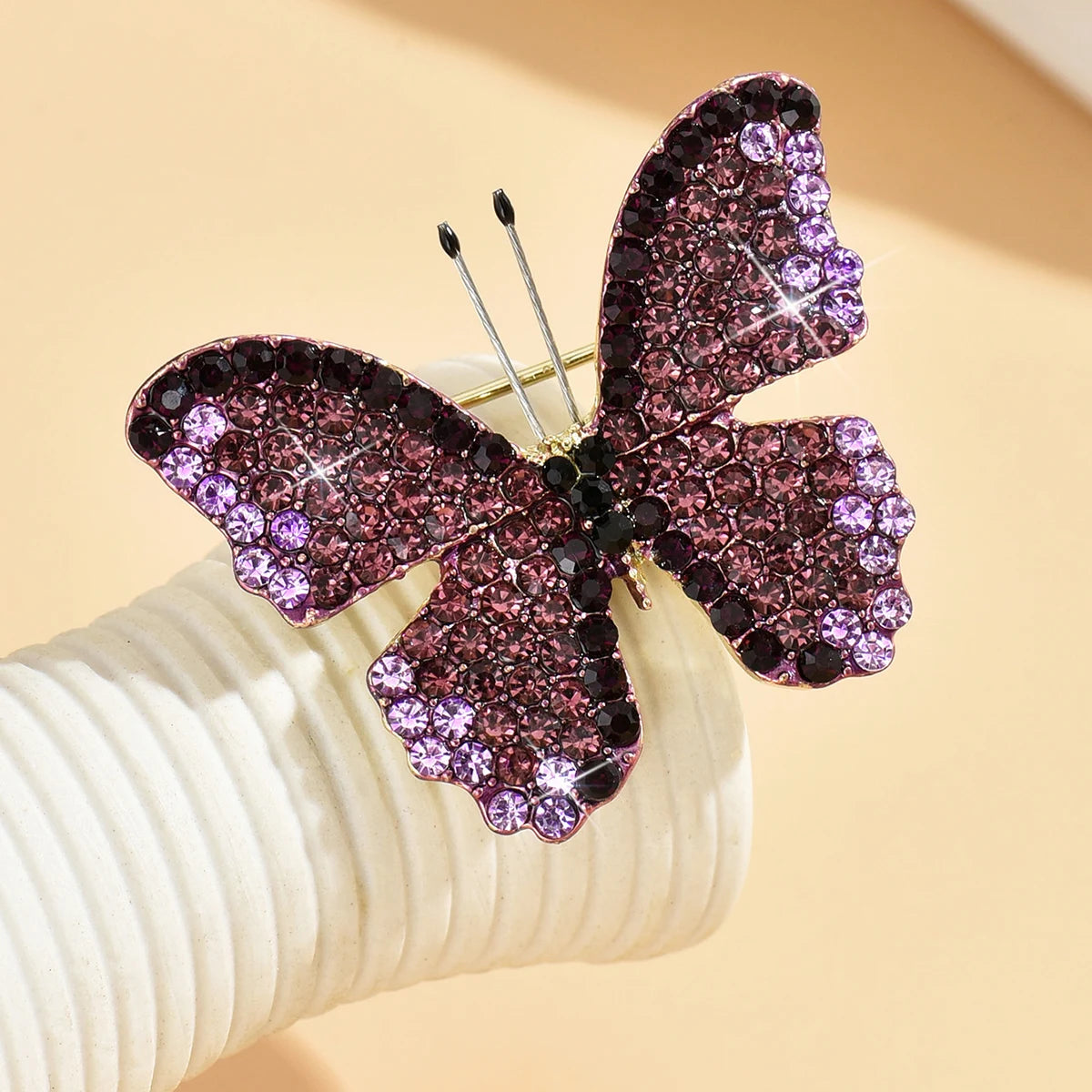 Cute Butterfly Brooch for Women, Sparkling and Vibrant with Forest Style Design, Daily Wear Brooch Accessories Pi-Mart