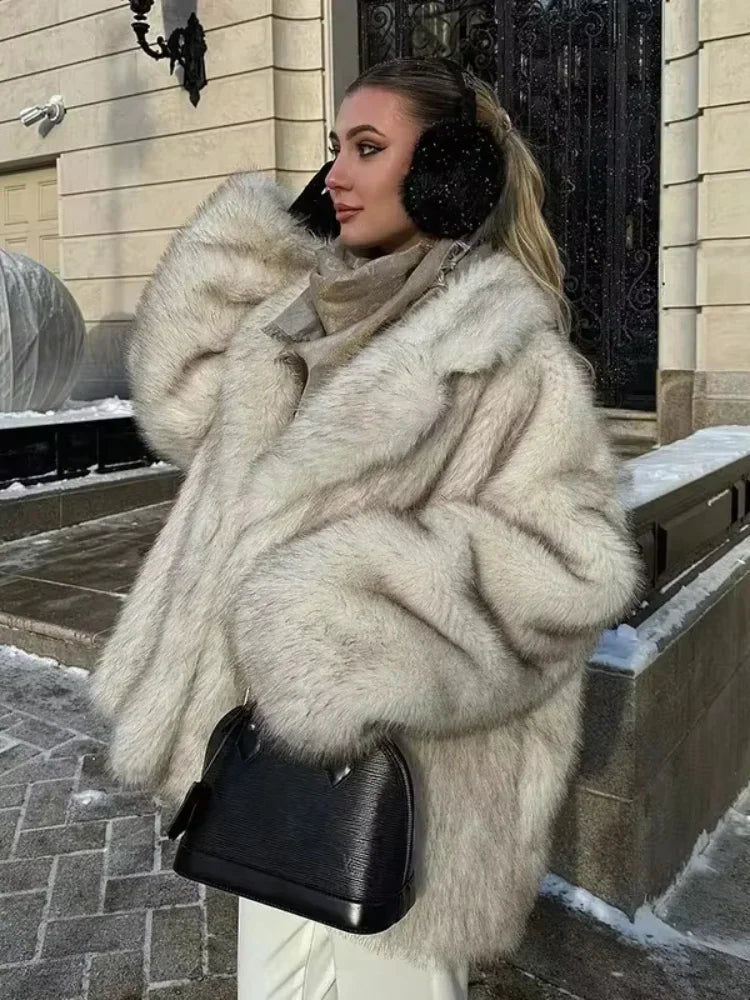 2024 Winter Hot Fashion Girls Oversized Gradient Fur Coat Women Thick Warm Outerwear Fluffy Faux Fox Fur Jacket LadyShow.Store
