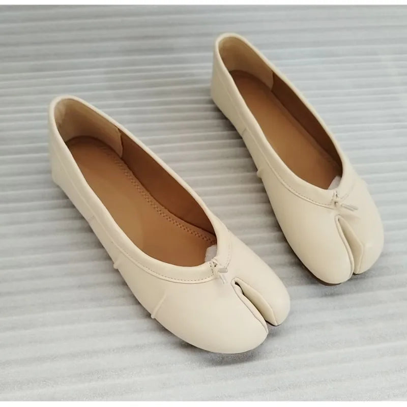 Split Toe Women Ballet Flats Fashion Tabi Shoes Casual Slip-on Loafers Ladies Pleated Leather Espadrilles Zapatillas Mujer Pi-Mart