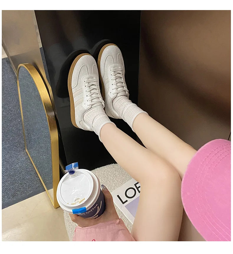 Autumn Women Casual Sports Shoes 2025 Comfortable Non Slip Outdoor Casual Shoes Soft Sole Retro Female Sneakers Zapatos Mujer Pi-Mart