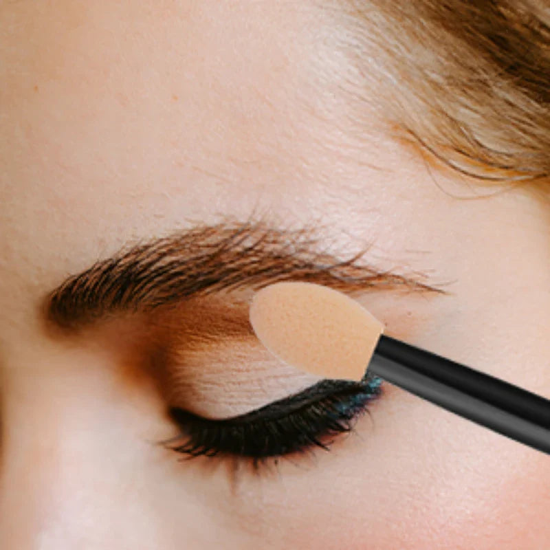 Cuttte 50/100PCS Disposable Dual Sides Eye Shadow Sponge Applicators with Container,  Length Eyeshadow Brushes Makeup Applicator LadyShow.Store