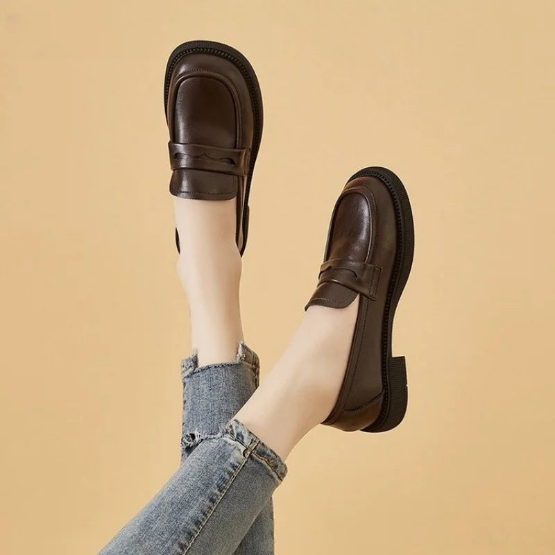 Women's Soft Sole Loafers - Comfortable Slip-On Flats, Suitable for Commuting and Casual Wear, Minimalist Design, Mother's Shoes LadyShow.Store