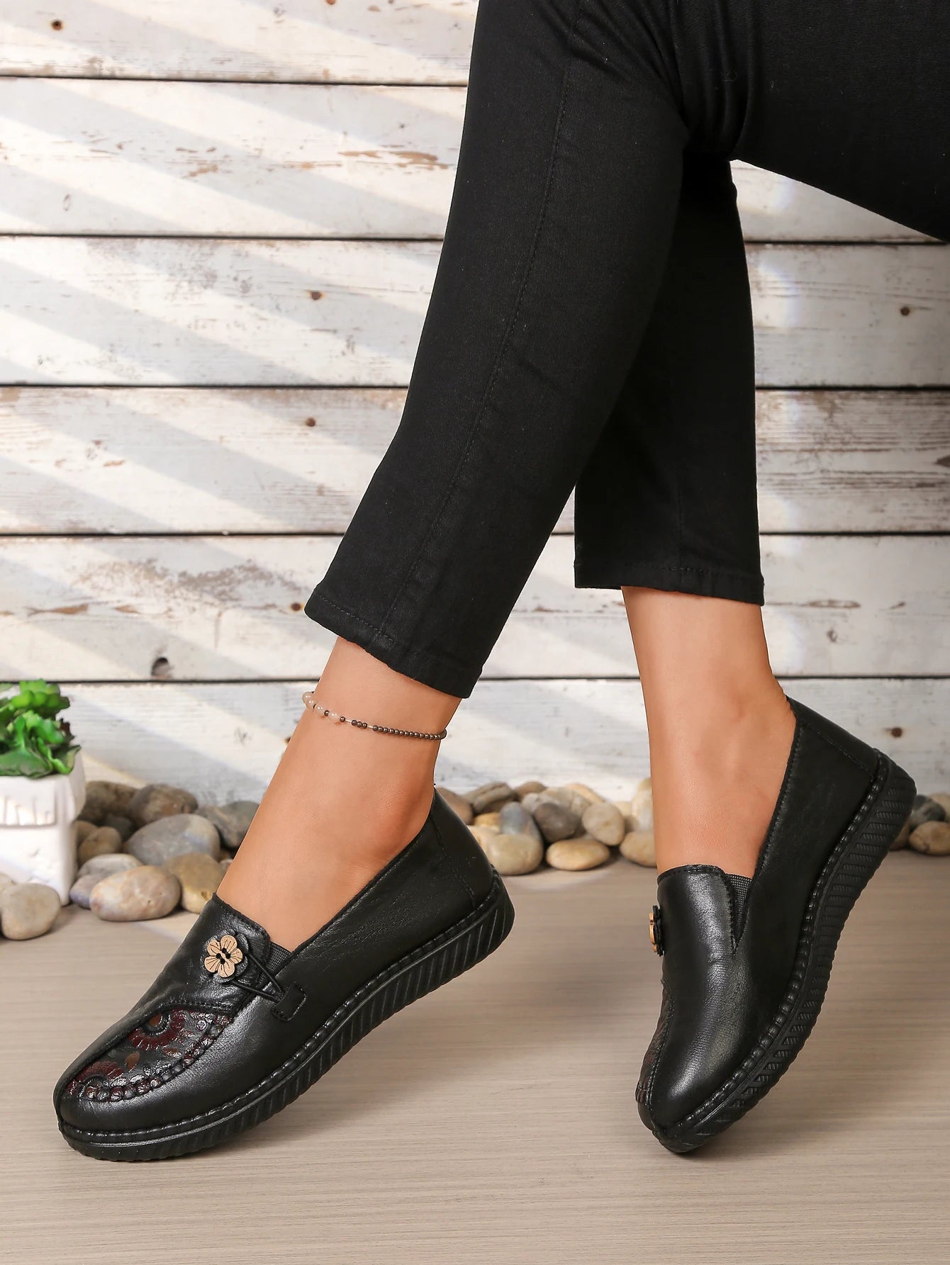 Women's Spring Autumn Leather Loafers Floral Embossed Slip‑On Flats Anti‑Slip Comfort Casual Mom Daily Walking Free Shipping Pi-Mart
