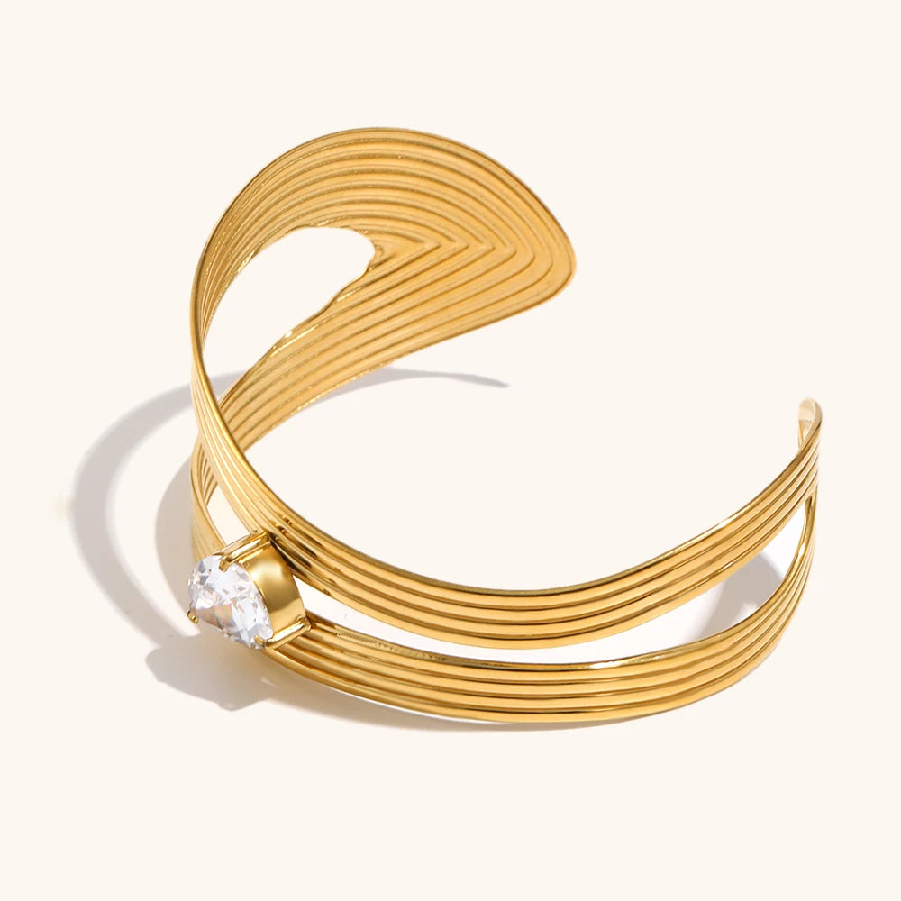 La. Muses Sparkling Zircon Stripe Asymmetric Stainless Steel Women's Bracelet PVD Gold Plated Fashion Jewelry Accessories Pi-Mart