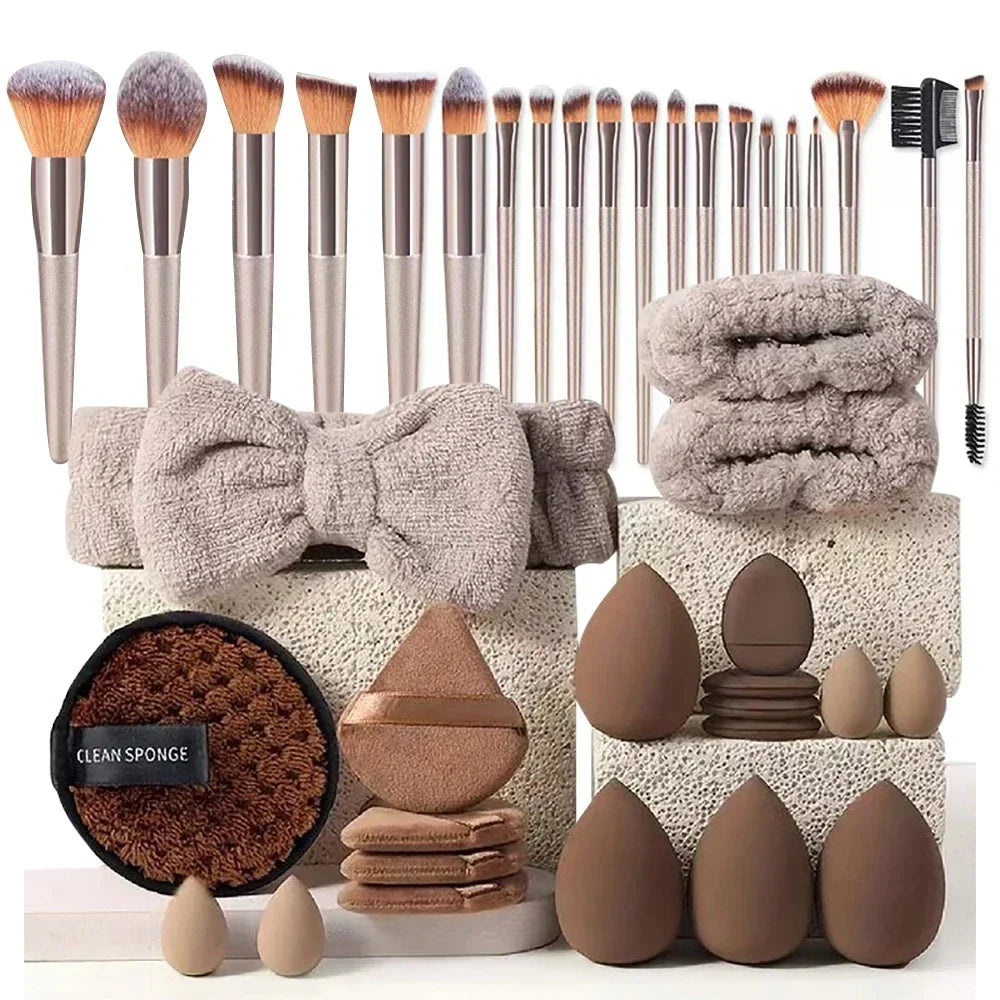 13/33pcs Professional Makeup Brush Set with Accessories for Combination Skin- Featuring Soft Brushes，Suitable for Beginners Tri Light Beauty