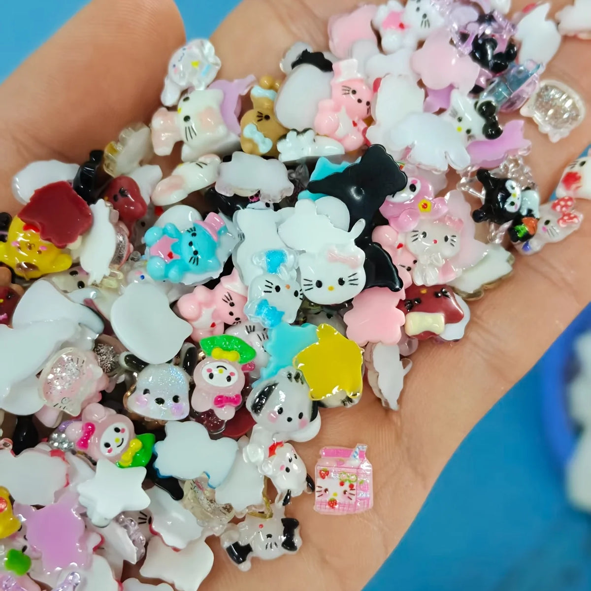 50Pcs Leopard Sanrio 3D Resin Nail Charms Mixed Kuromi My Melody Kitty Nail Parts DIY Manicure Decor Accessories Pi-Mart