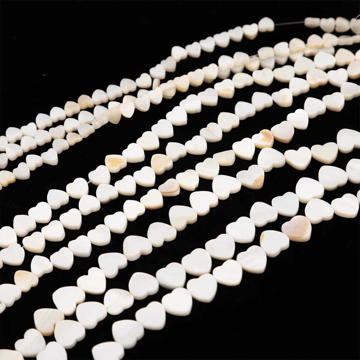 Natural Shell Beads Mother of Pearl Love Star Oval Round Flat Loose Spacer Beads for Jewelry Making DIY Charm Bracelet Necklace Pi-Mart