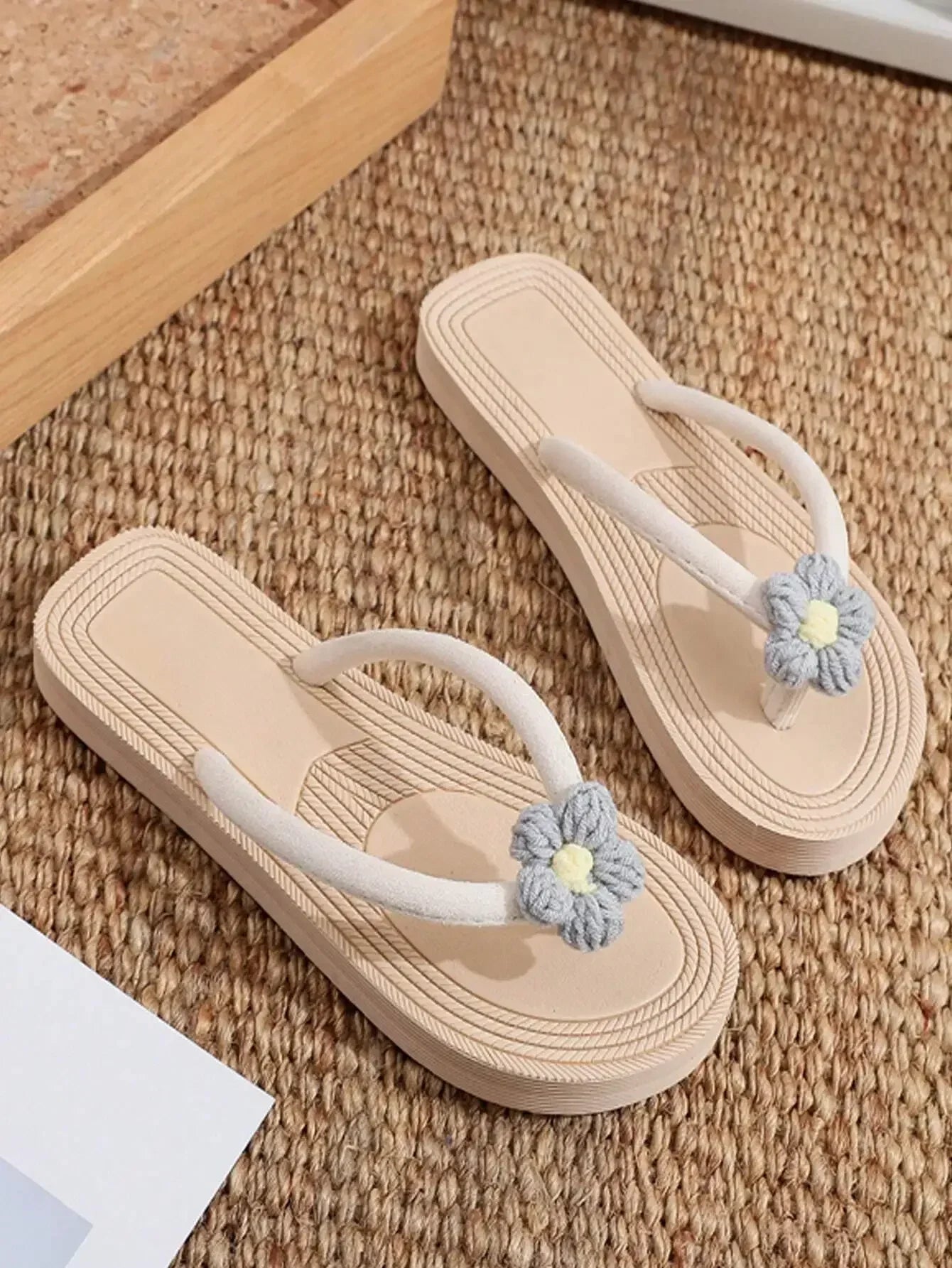 Women Flat Sandals Thong Flip Flops Cute Pink Open Toe Beach Shoes, Simple Style For Holiday & Beach LadyShow.Store