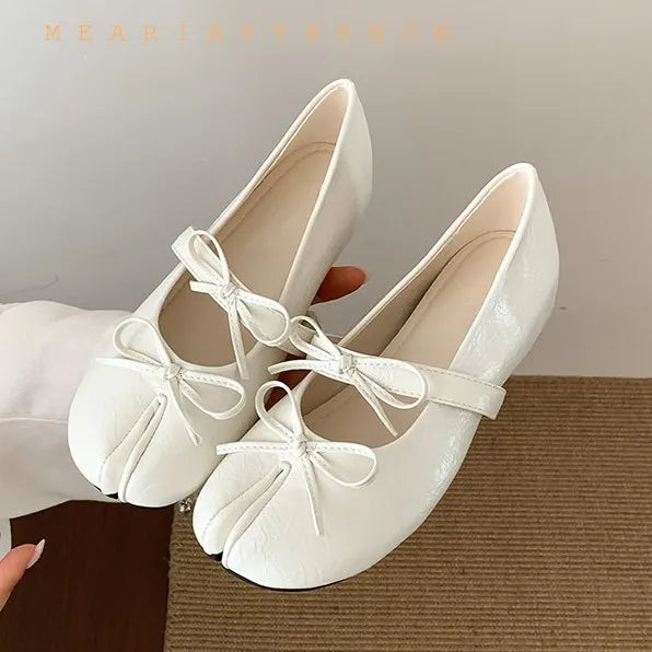 Spring Summer Microfiber Leather Split Toe Women Pumps Fashion bowknot Designer Low Heeled Tabi Soft Soles Loafers Casual Shoes LadyShow.Store