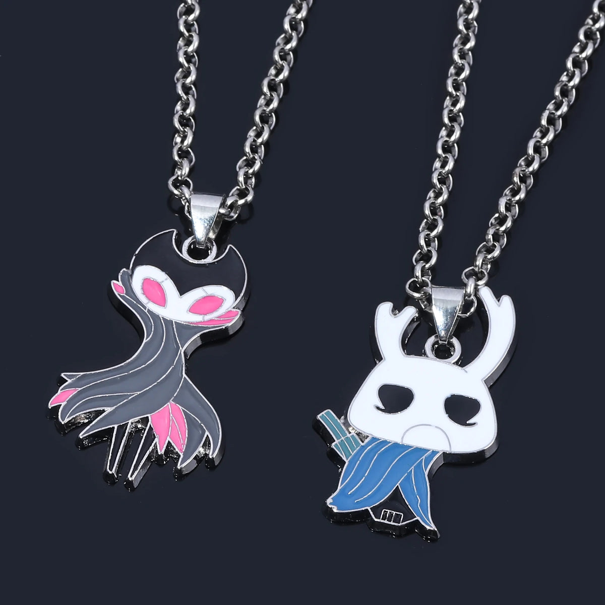 Game Hollow Knight Keychain The Grimm Theater Master Metal Keychain Pendant Game Peripheral Jewelry Unisex Keychain Pendant Pi-Mart