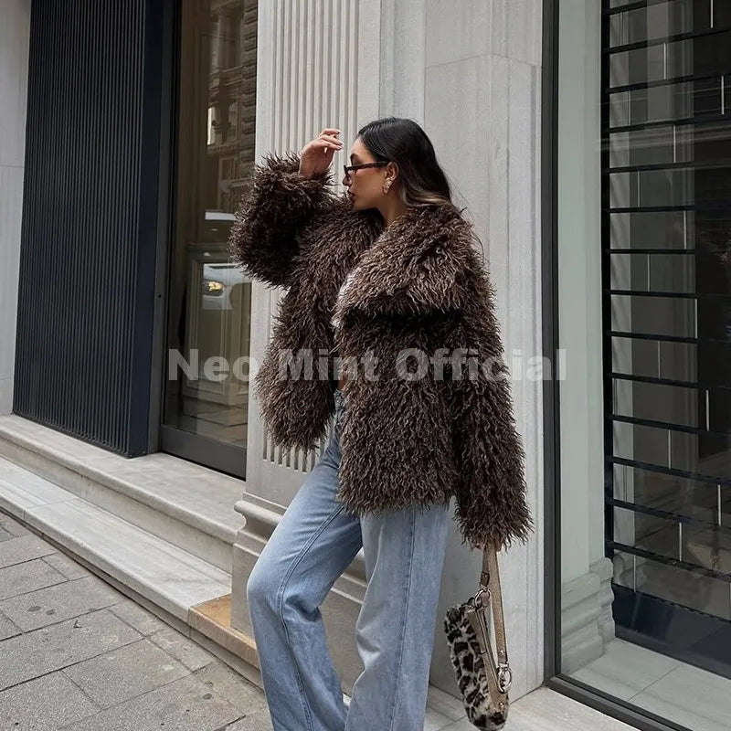 Neo Mint 2025 Winter Lulicore Fashion Brown Faux Fur Coat Women Chic Autumn Warm Fluffy Sheep Fur Jacket Big Fur Collar Overcoat LadyShow.Store