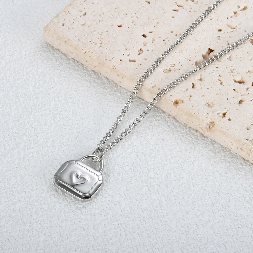 Stainless Steel Heart-shaped Pendant Necklace Metal Waterproof Jewelry For Women Pi-Mart