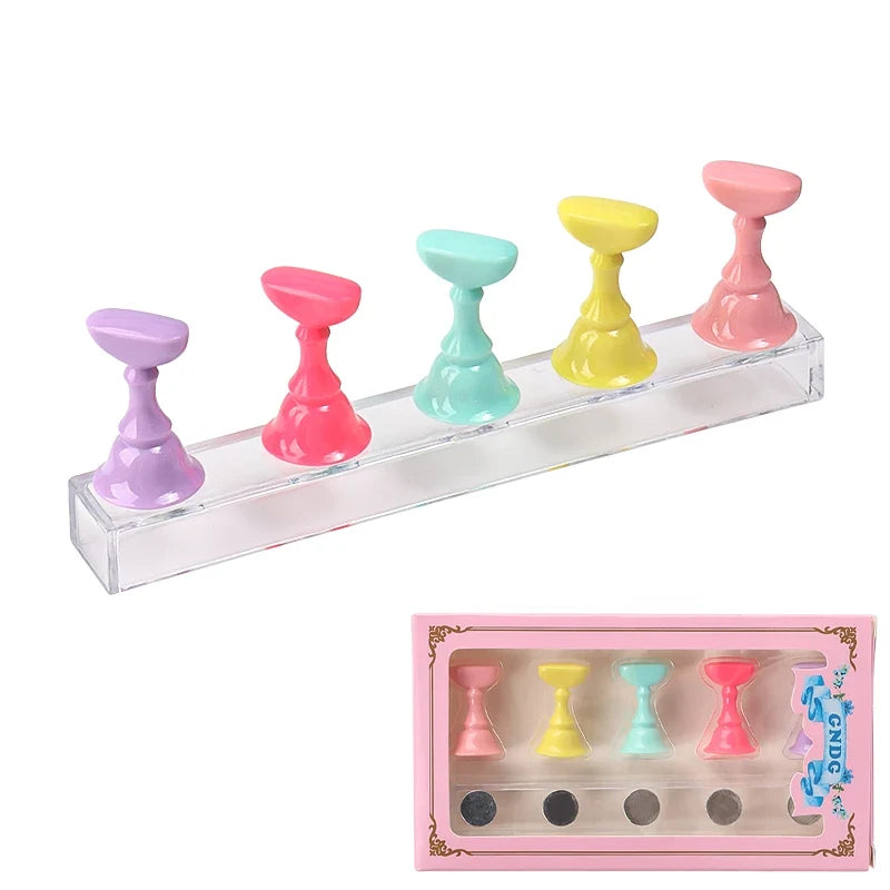 5pcs Chess Magnetic Nail Holder Acrylic Nail Tips Practice Display Stand Showing Shelf Gel Polish Display Stand Manicure Tools Tri Light Beauty