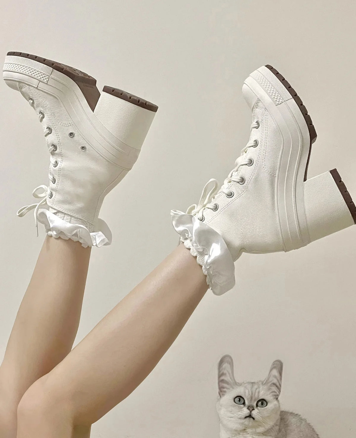 Women Platform Sneakers Canvas Shoes Personalized Luxry Heels Skateboard Lace Up Casual Fashion Outdoor Sneakers Pi-Mart
