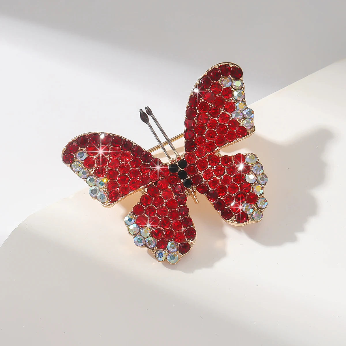 Cute Butterfly Brooch for Women, Sparkling and Vibrant with Forest Style Design, Daily Wear Brooch Accessories Pi-Mart
