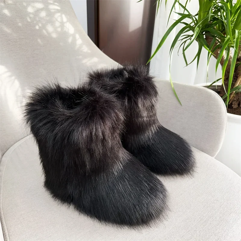 New Winter Fur Onepiece Raccoon Fur Female Snow Boots Fur Shoes Outdoor Mid Leg Boots LadyShow.Store