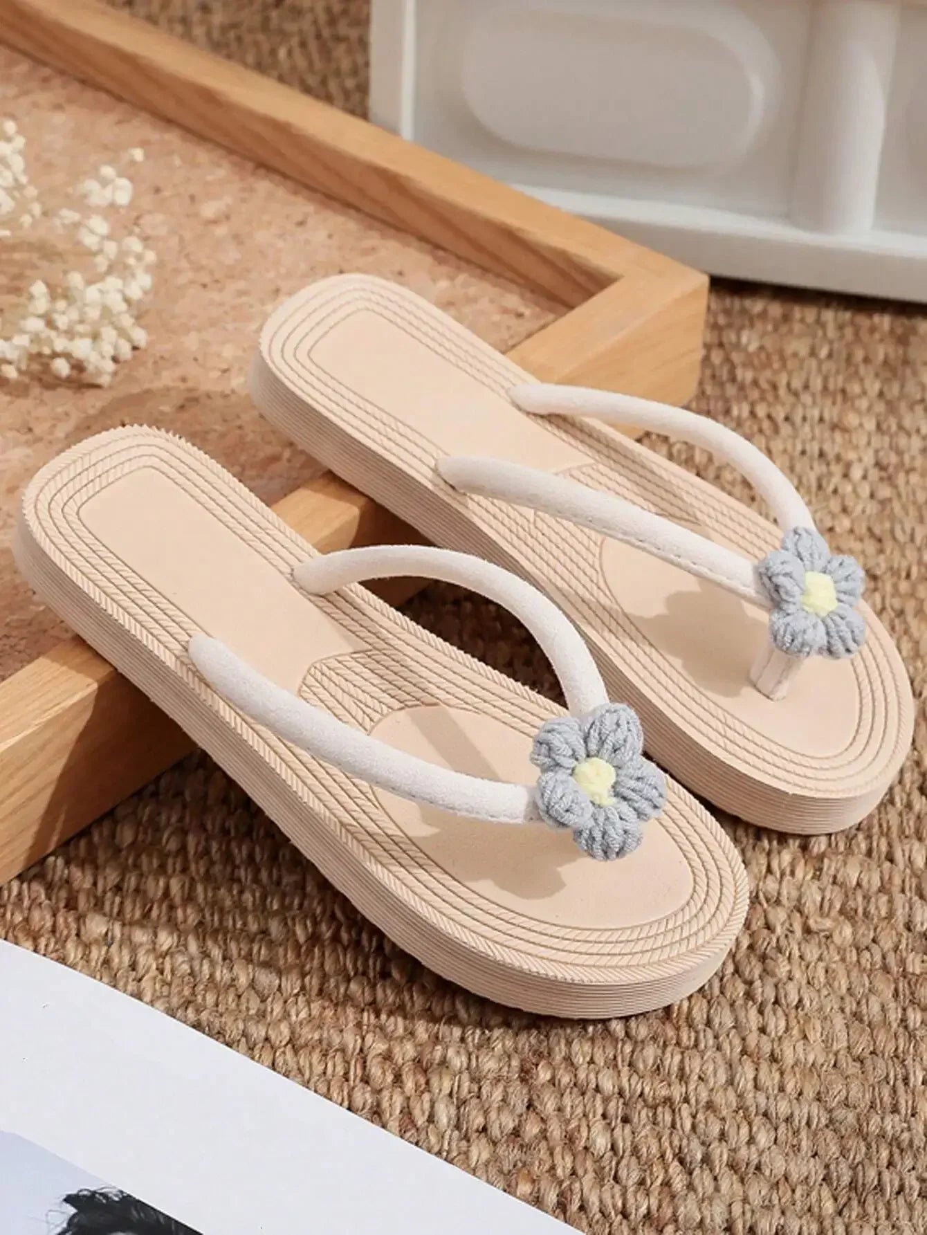 Women Flat Sandals Thong Flip Flops Cute Pink Open Toe Beach Shoes, Simple Style For Holiday & Beach LadyShow.Store