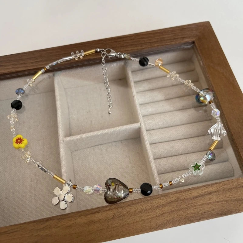 Acrylic Flower Pendant Necklace Crystal Class Gravel Beaded Necklace For Women Cool Y2K Choker Jewelry Exquisite Choker Pi-Mart