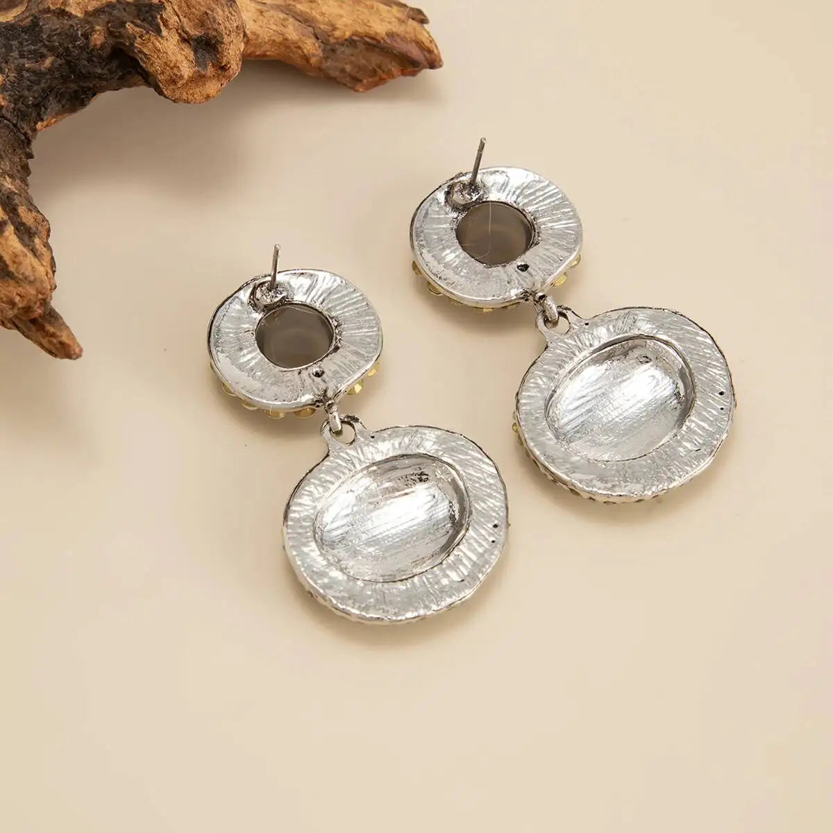 New Trendy Geometric Oval Drop Earrings Women Luxury Vintage Classic Metal Pendant Earring Party Accessory Jewelry Gift Pi-Mart