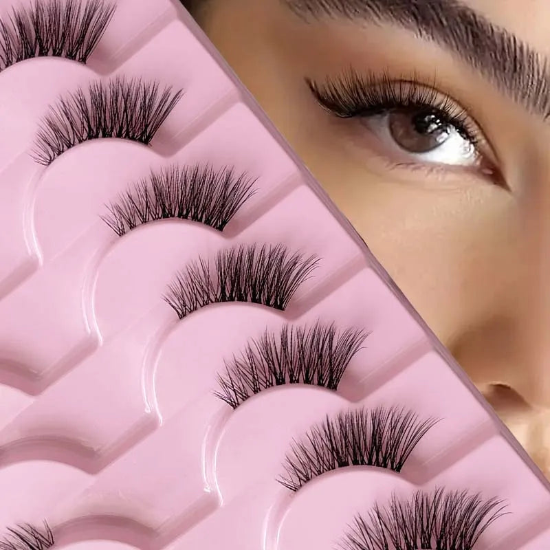 Half eyelashes, natural appearance 10 pairs of thick cat eyelashes 10mm Wispy eyelashes with short false eyelashes Applying masc LadyShow.Store