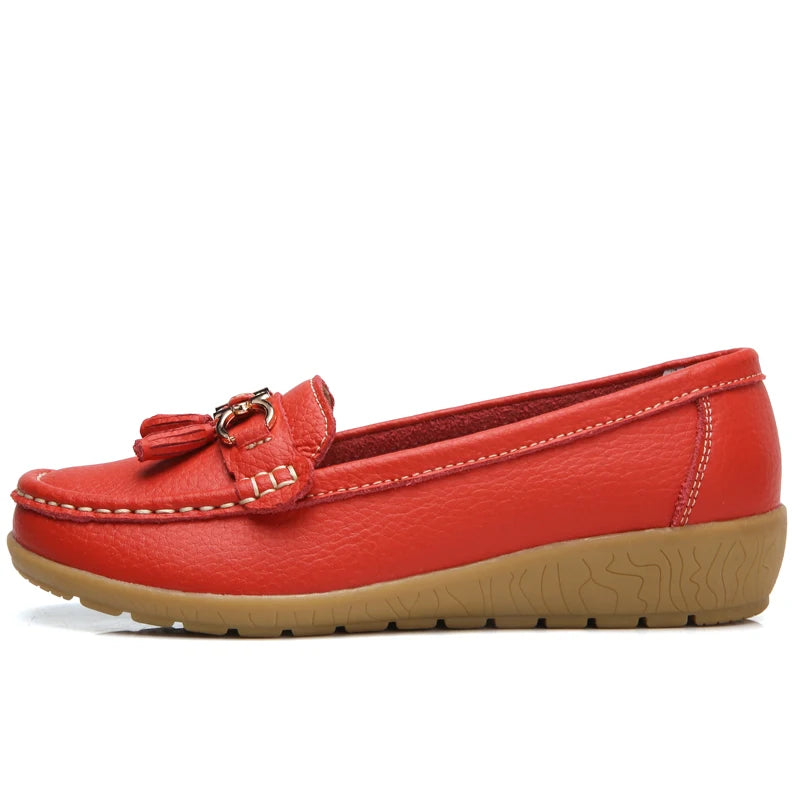 Women's Leather Slip-On Loafers White Casual Comfort Moccasins with Metal Tassel Gum Sole Large Sizes 41 42 43 for Dropshipping Pi-Mart