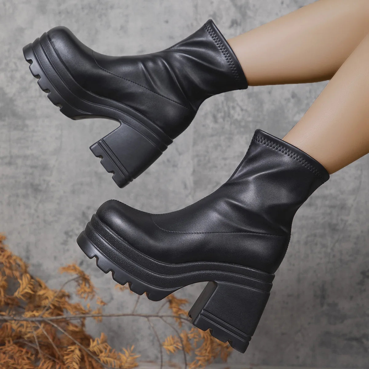 Women New Fashion Short Boots Women Sexy Leather Boot Square toe casual Zipper high heels Casual thick soled women shoes Zapatos Pi-Mart