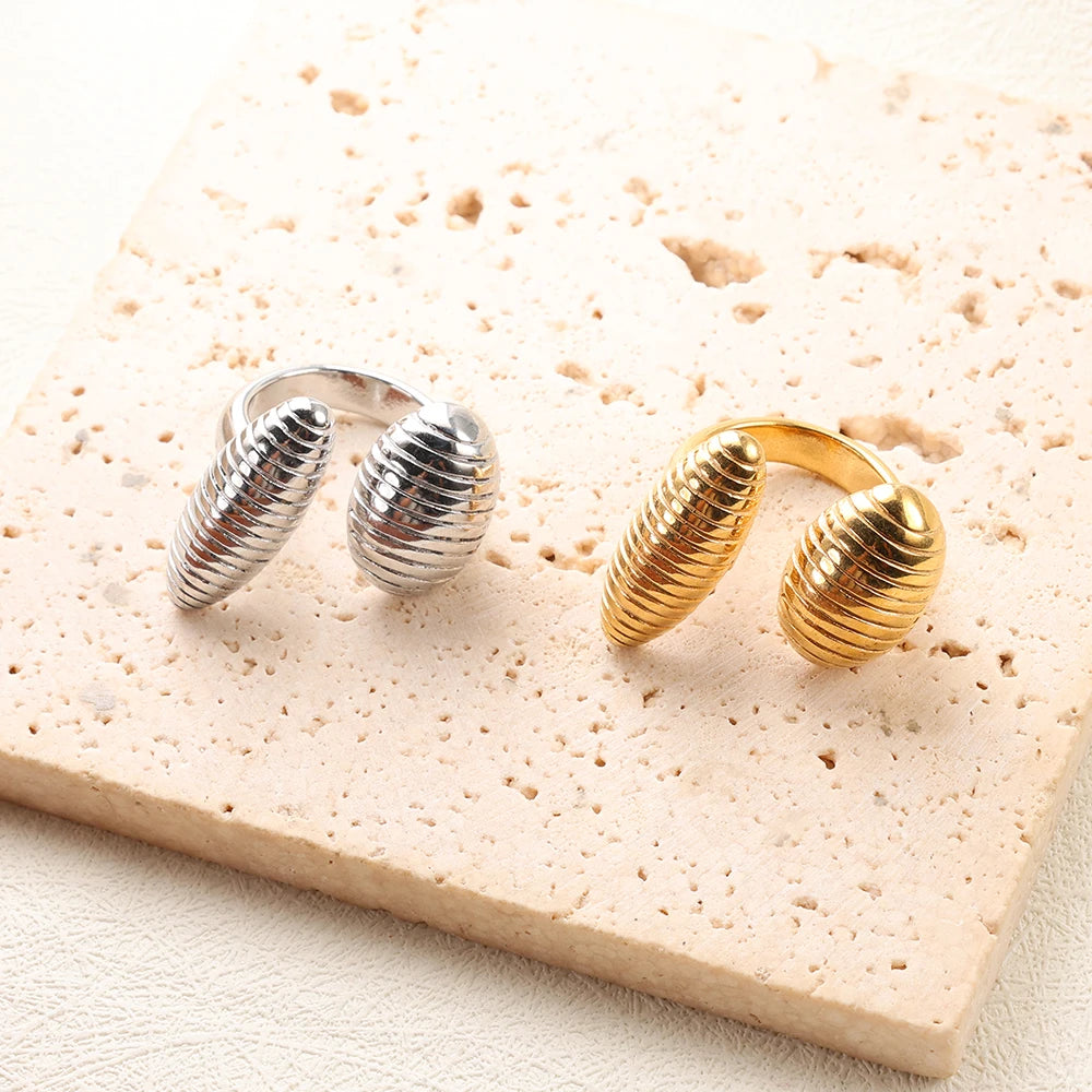 High End Waterproof Hollow Stainless Steel Finger Ring Trendy for Women Personalize Jewelry Wholesale Pi-Mart