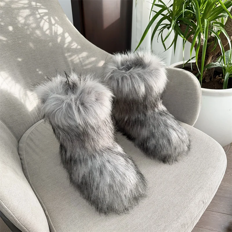 New Winter Fur Onepiece Raccoon Fur Female Snow Boots Fur Shoes Outdoor Mid Leg Boots LadyShow.Store